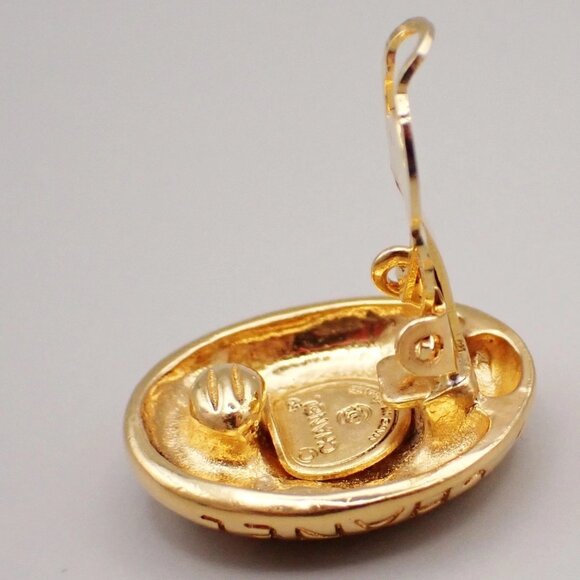 CHANEL Logo Mademoiselle Oval Button Earrings Clip-On Gold France 31RL320 - Picture 9 of 10